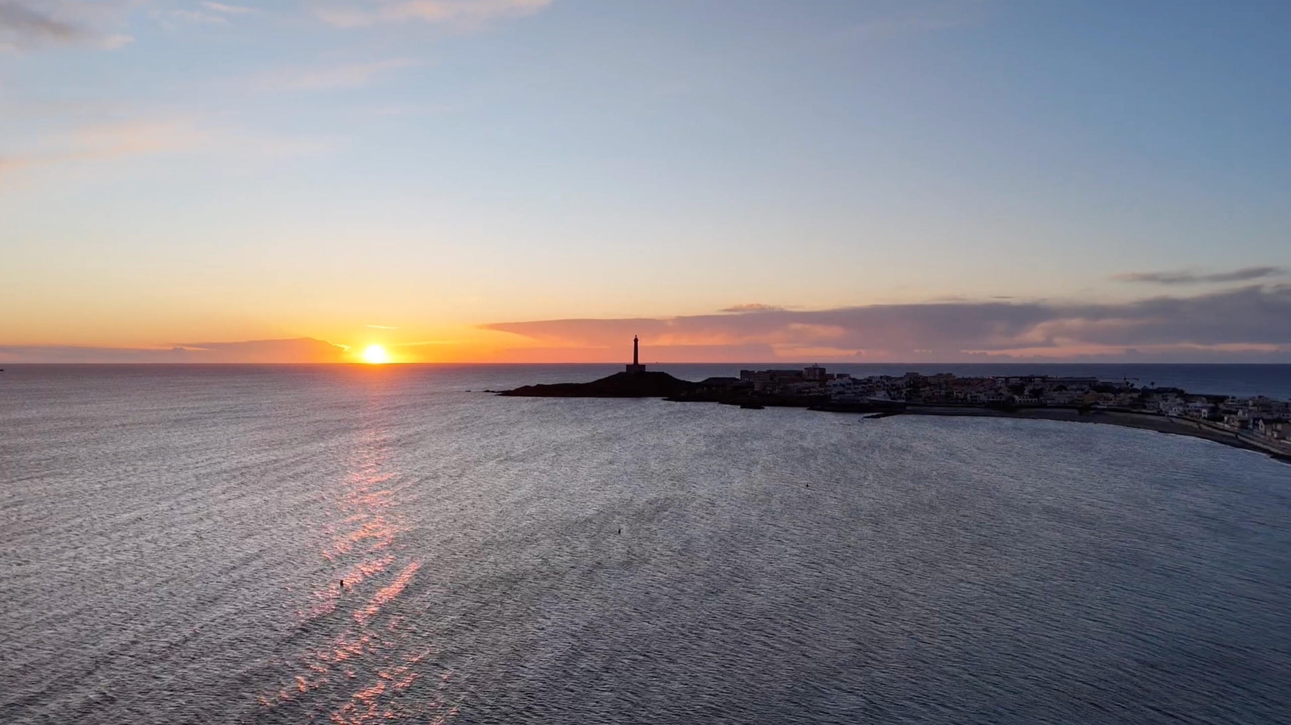 Atardecer sobre el mar Mediterráneo en Cabo de Palos